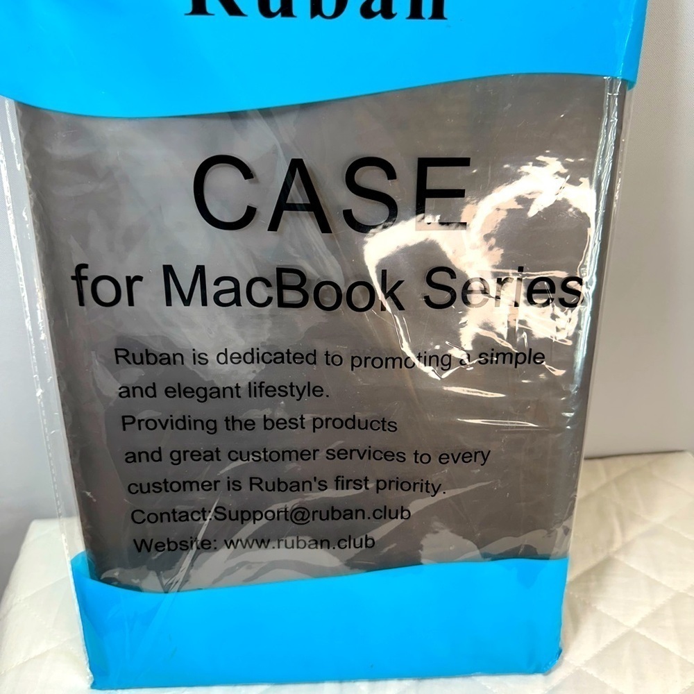 RUBAN Case For MacBook Pro 15 inch HardShell Plastic Guard Keypad Cover - Picture 3 of 5